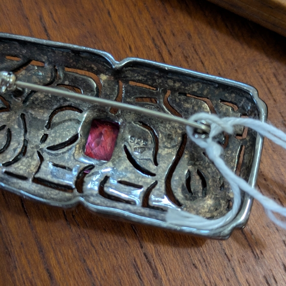 Heavy Sterling Silver Brooch with Marcasites And Pink Stone - Picture 3 of 3